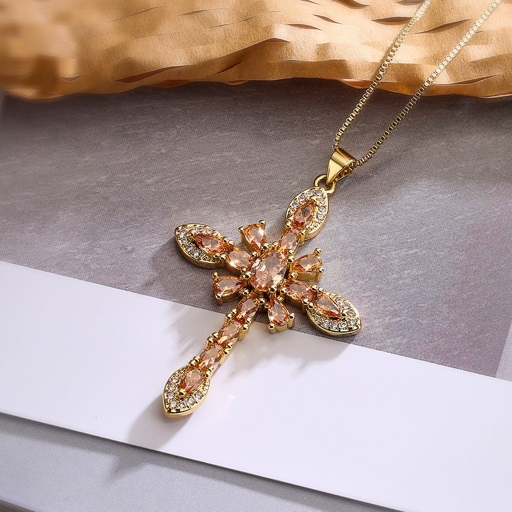 European And American Exquisite Copper Plating 18K Gold Zircon Geometric Pendant Necklace - FASHIONKULTUR