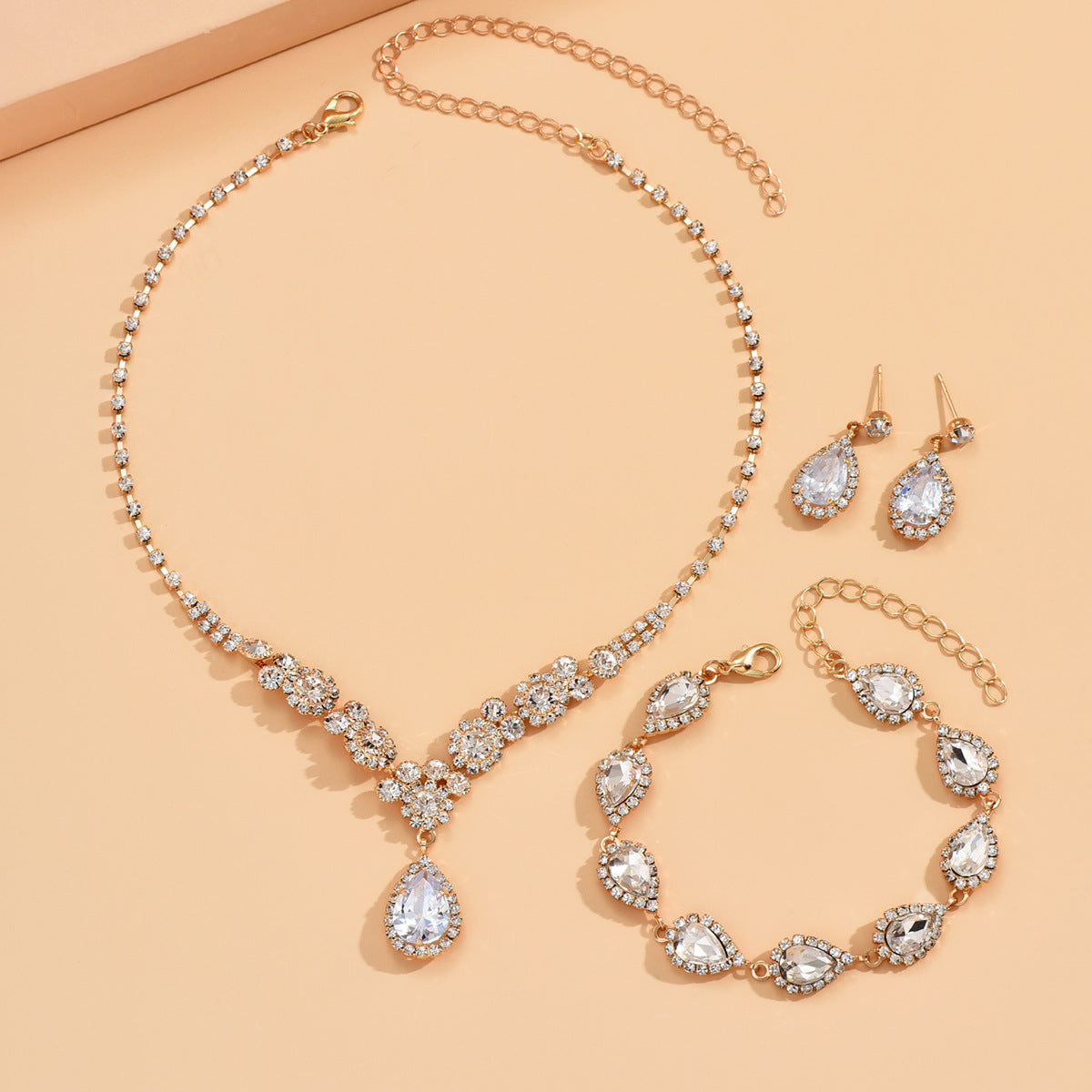Fashionable Golden Rose Gold Three-piece Set - FASHIONKULTUR
