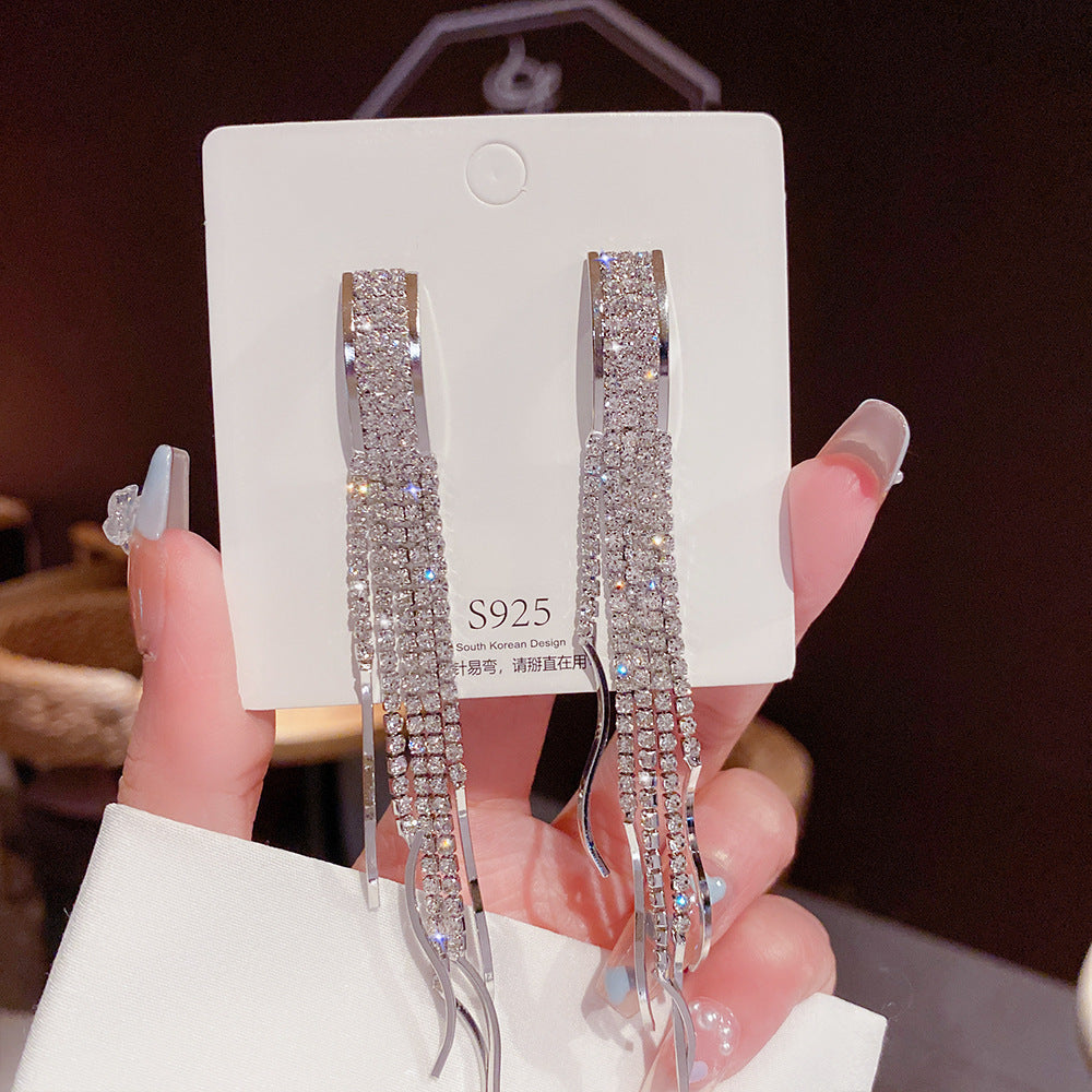 Sterling Silver Needle Light Luxury Pearl Earrings Graceful Personality - FASHIONKULTUR