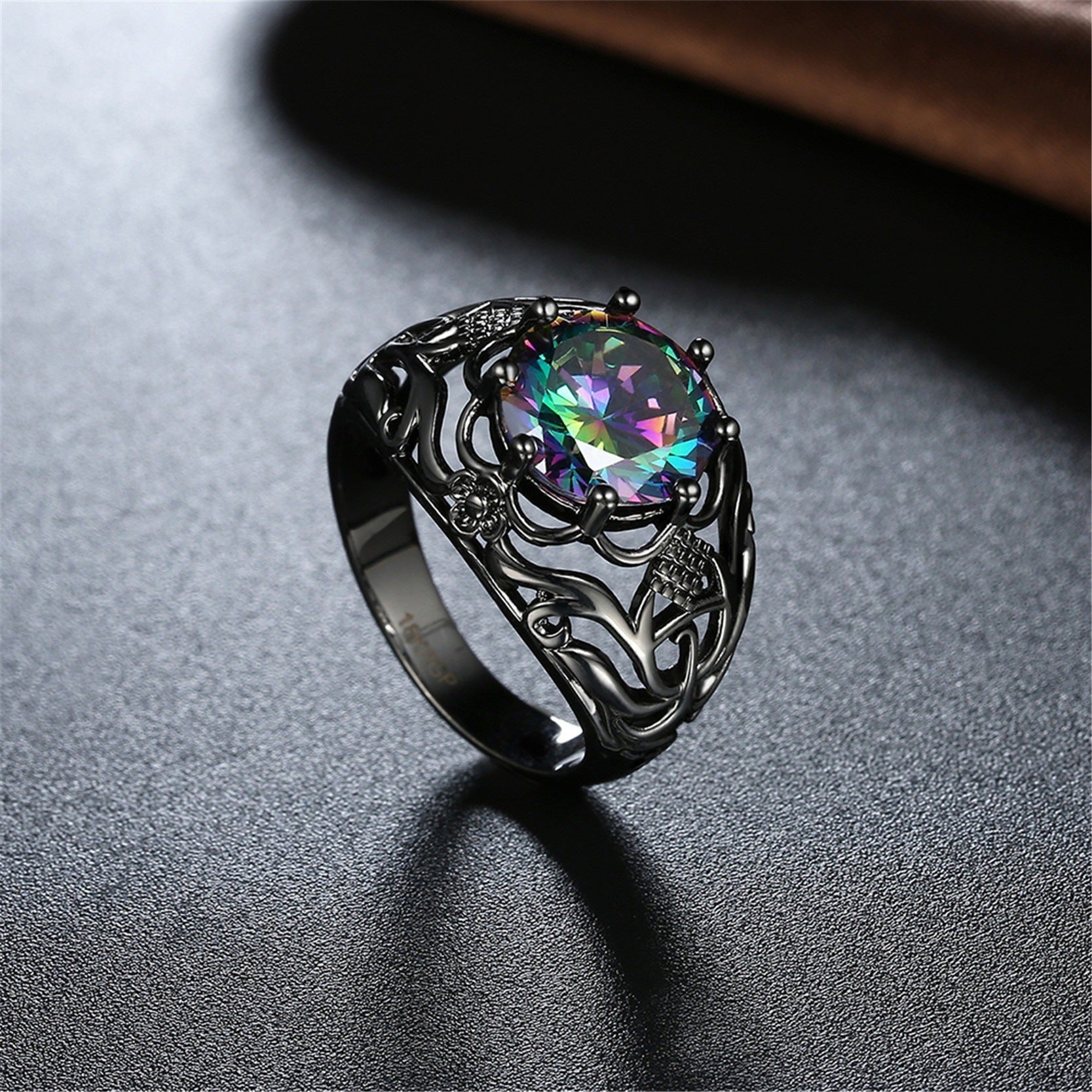 Creative New Fashion Color Zircon Hollow Ring - FASHIONKULTUR