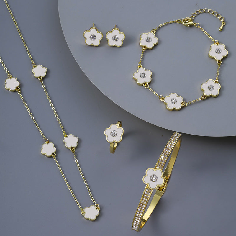 Ear Stud Necklace Set Of Five Petal Flower Jewelry European And American Five Leaves Flower Ornaments Suit - FASHIONKULTUR