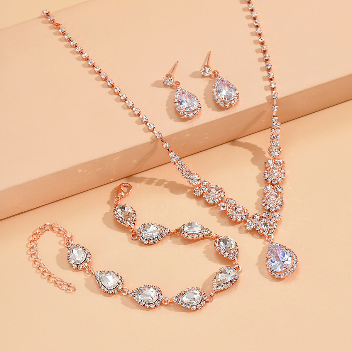 Fashionable Golden Rose Gold Three-piece Set - FASHIONKULTUR