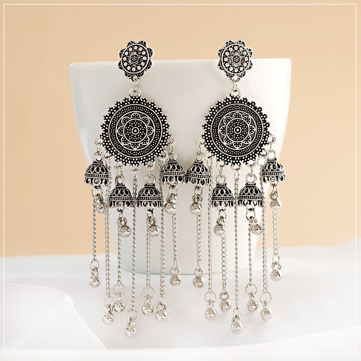 Retro Court Series Ear Rings Nostalgic Elegant Bell Tassel Long - FASHIONKULTUR