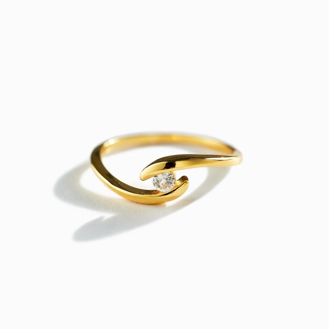 Women's Solitaire Diamond Glossy Sterling Silver Ring - FASHIONKULTUR