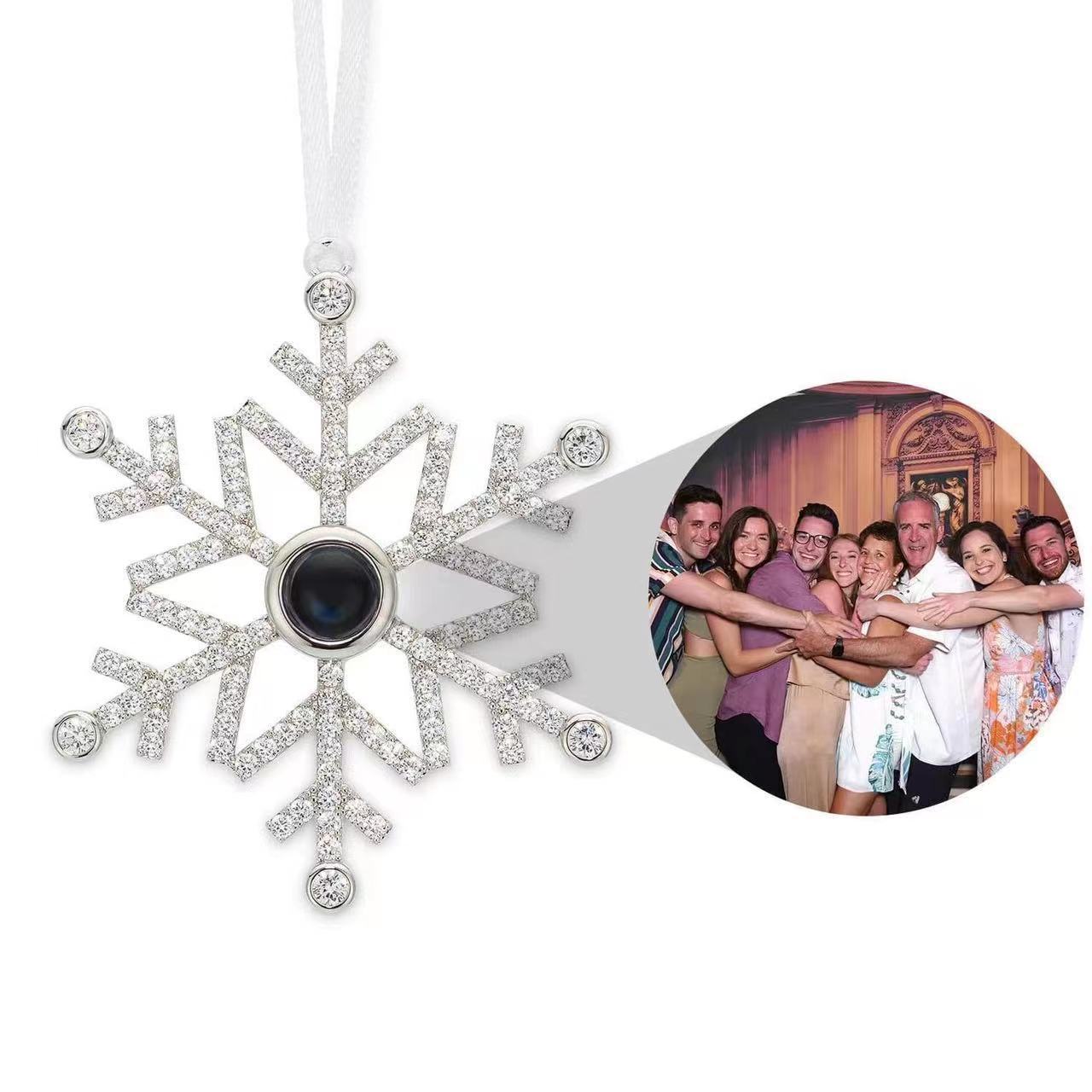 Thanksgiving Christmas Gift Snowflake Projection Necklace - FASHIONKULTUR