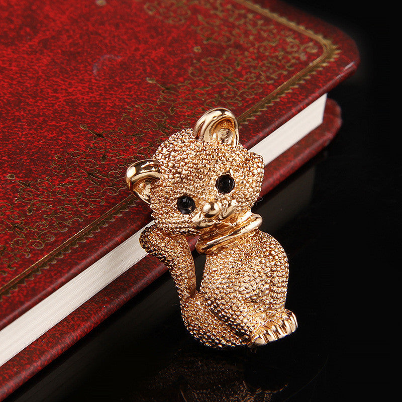 European and American fashion new jewelry exquisite jewelry retro popular diamond-sized cat brooch pin - FASHIONKULTUR