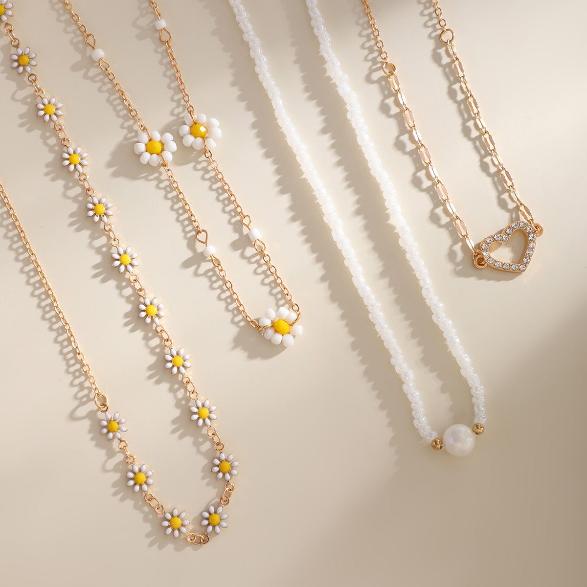 Women's Pearl Little Daisy Suit Necklace - FASHIONKULTUR