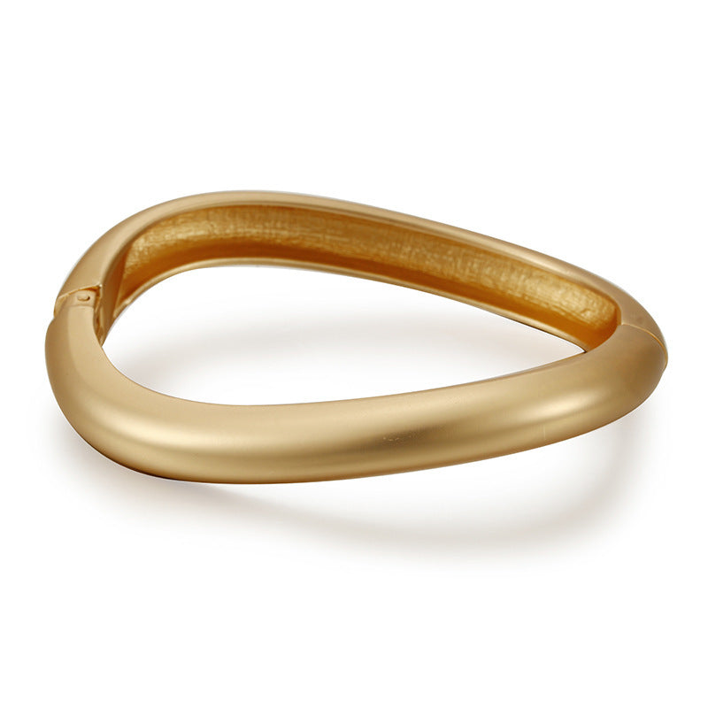 Asymmetric Simple High-grade Irregular Zinc Alloy Bracelet - FASHIONKULTUR