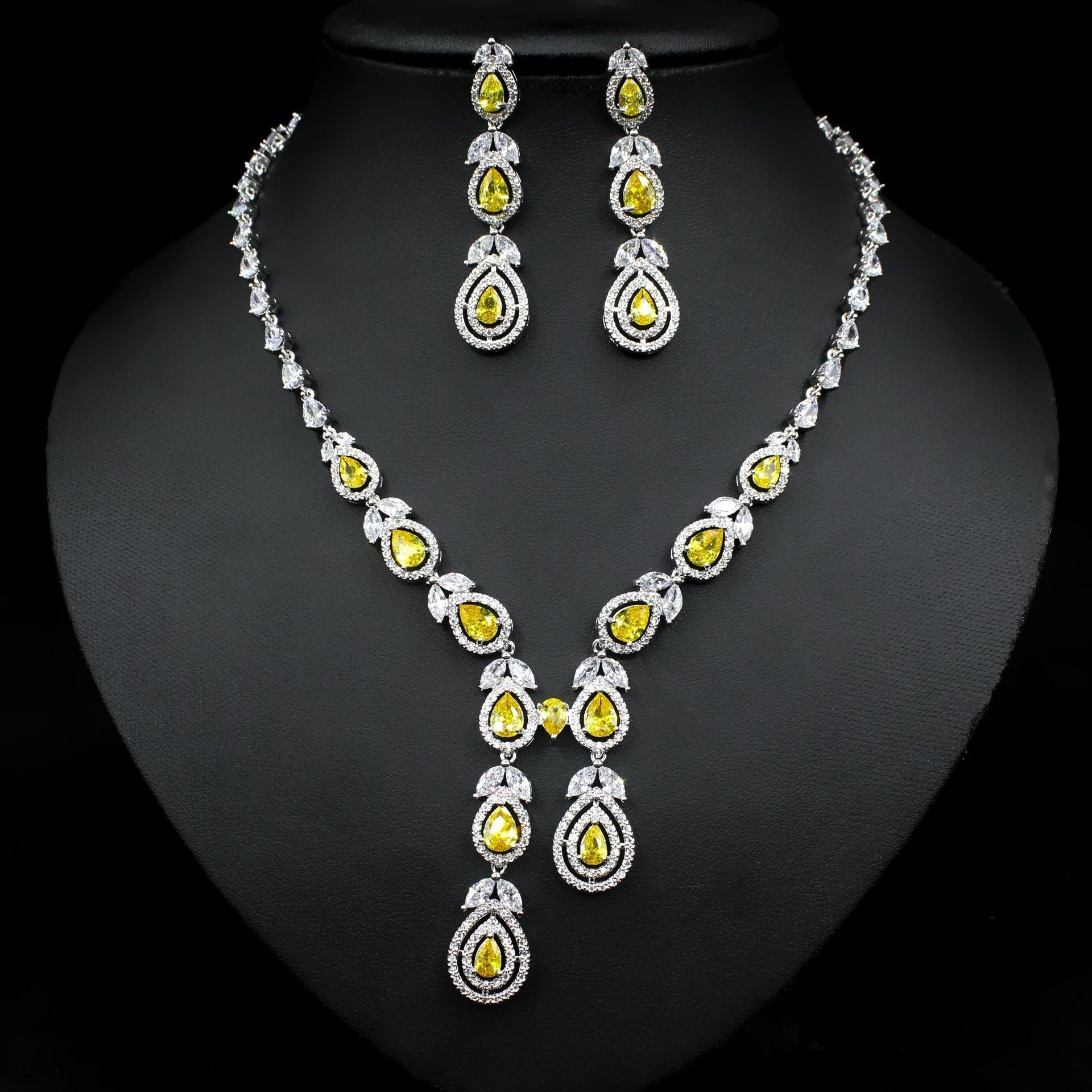 Jewelry Temperament Set Chain Ladies Earrings Necklace Two Piece - FASHIONKULTUR