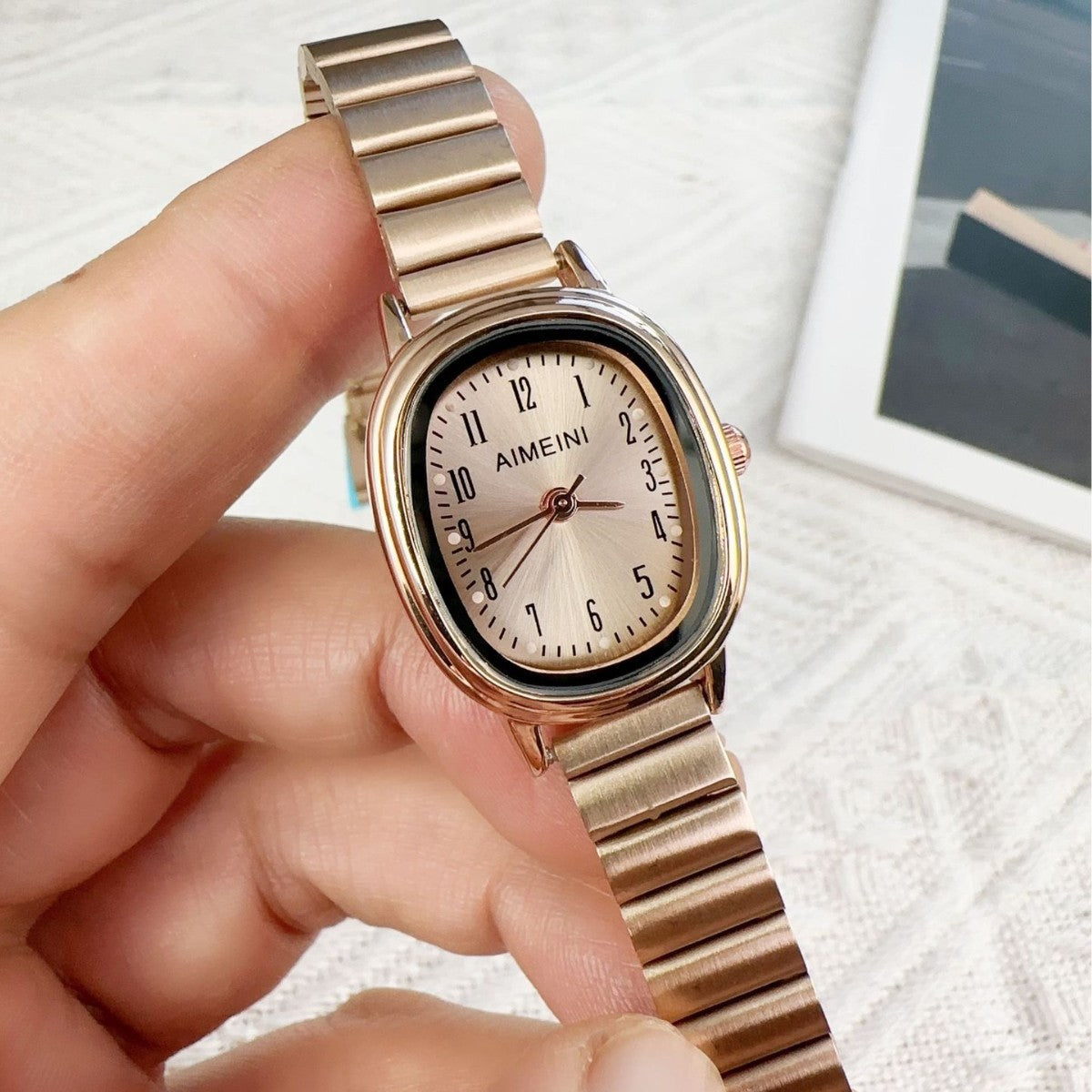 Oval Disk Women's Retro Digital Simple Watch - FASHIONKULTUR