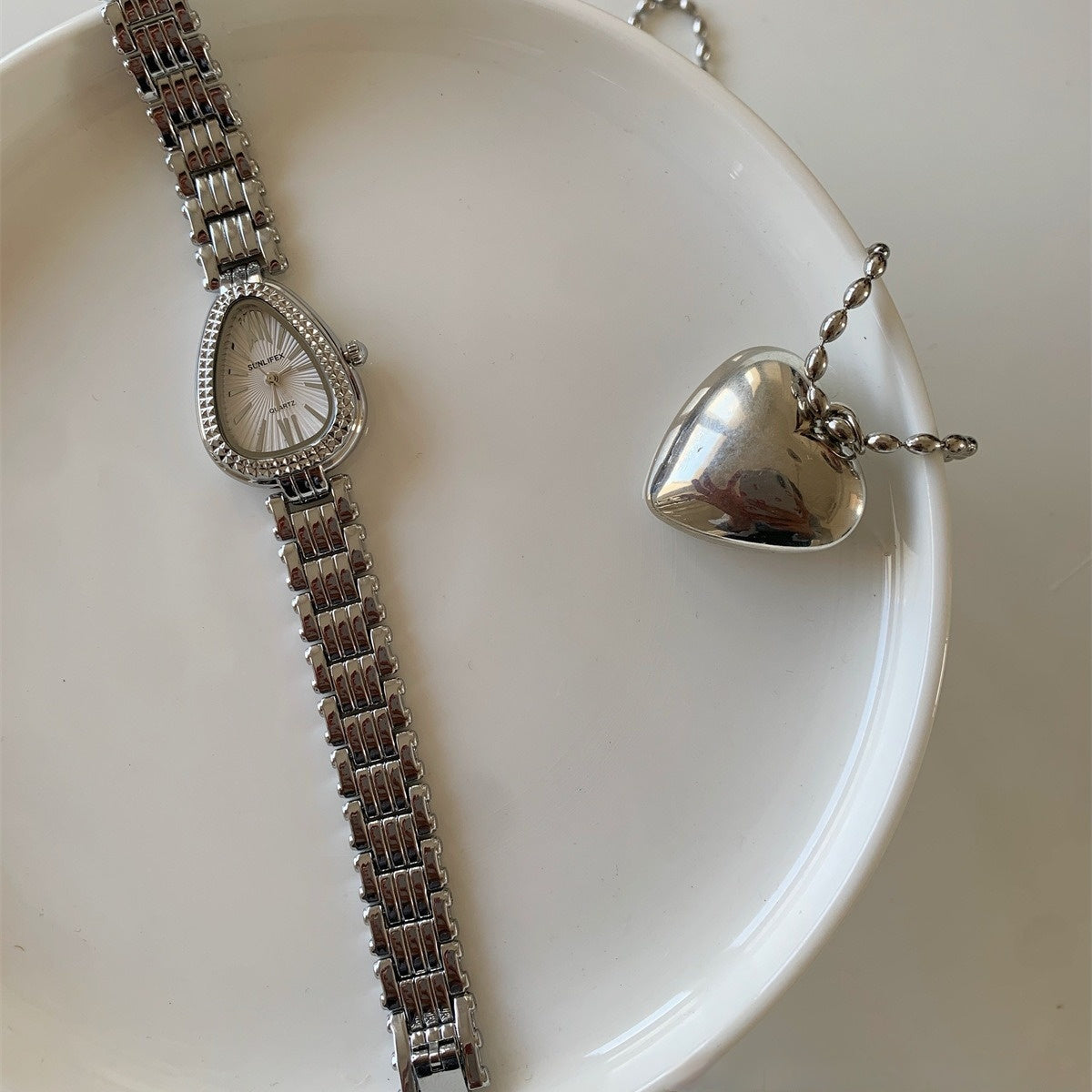 Golden Snake Head Gorgeous Chain Watch Women - FASHIONKULTUR