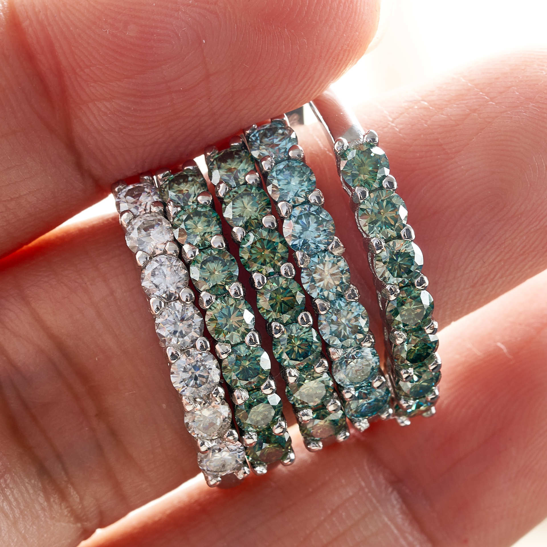 S925 Sterling Silver Four-claw Moissanite Ring - FASHIONKULTUR