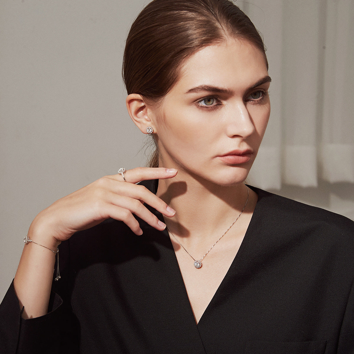 Small One-carat Moissan Diamond Bracelet - FASHIONKULTUR
