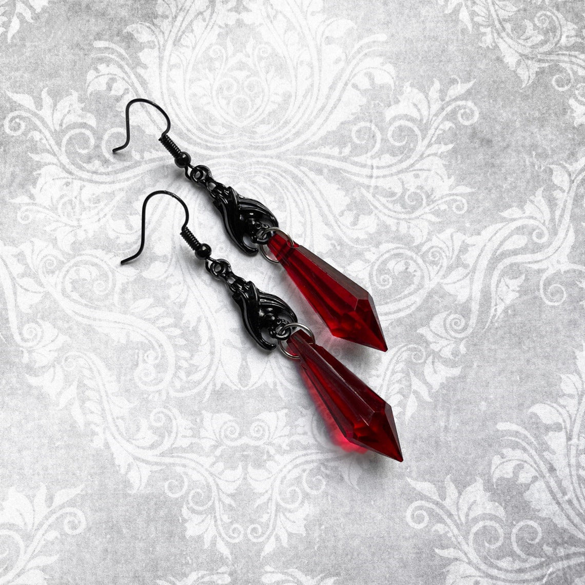 Red And Black Gemstone Pendant Earrings Fashion And Exquisite - FASHIONKULTUR