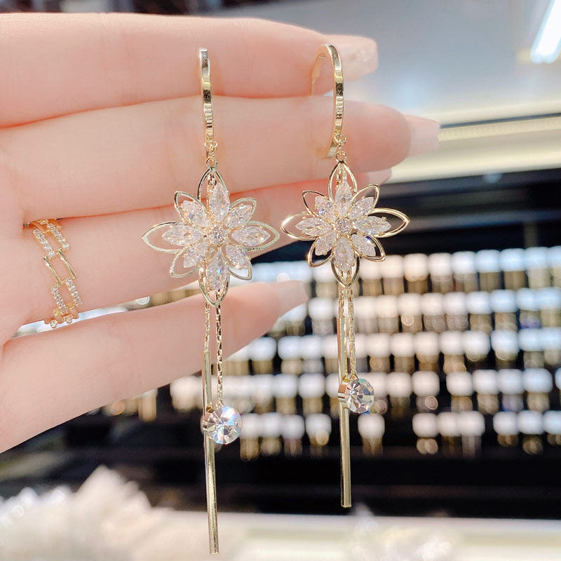 Stylish Flower Earrings Women's Tassel Imitation Crystal - FASHIONKULTUR