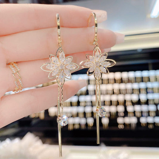 Stylish Flower Earrings Women's Tassel Imitation Crystal - FASHIONKULTUR