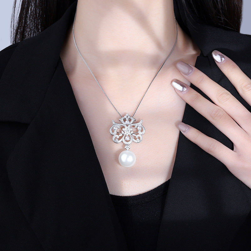 Copper Sole Gold-plated Inlaid Fritillary Pearl Diamond Pendant Necklace - FASHIONKULTUR