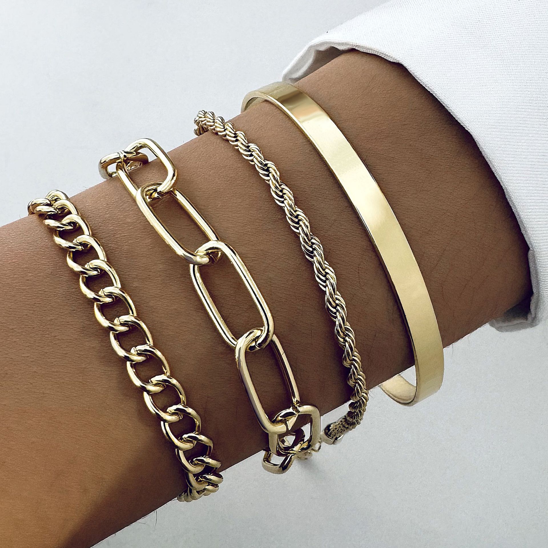 Exaggerated And Minimalist Gold Thick Chain Bracelet Set Of Four Pieces - FASHIONKULTUR