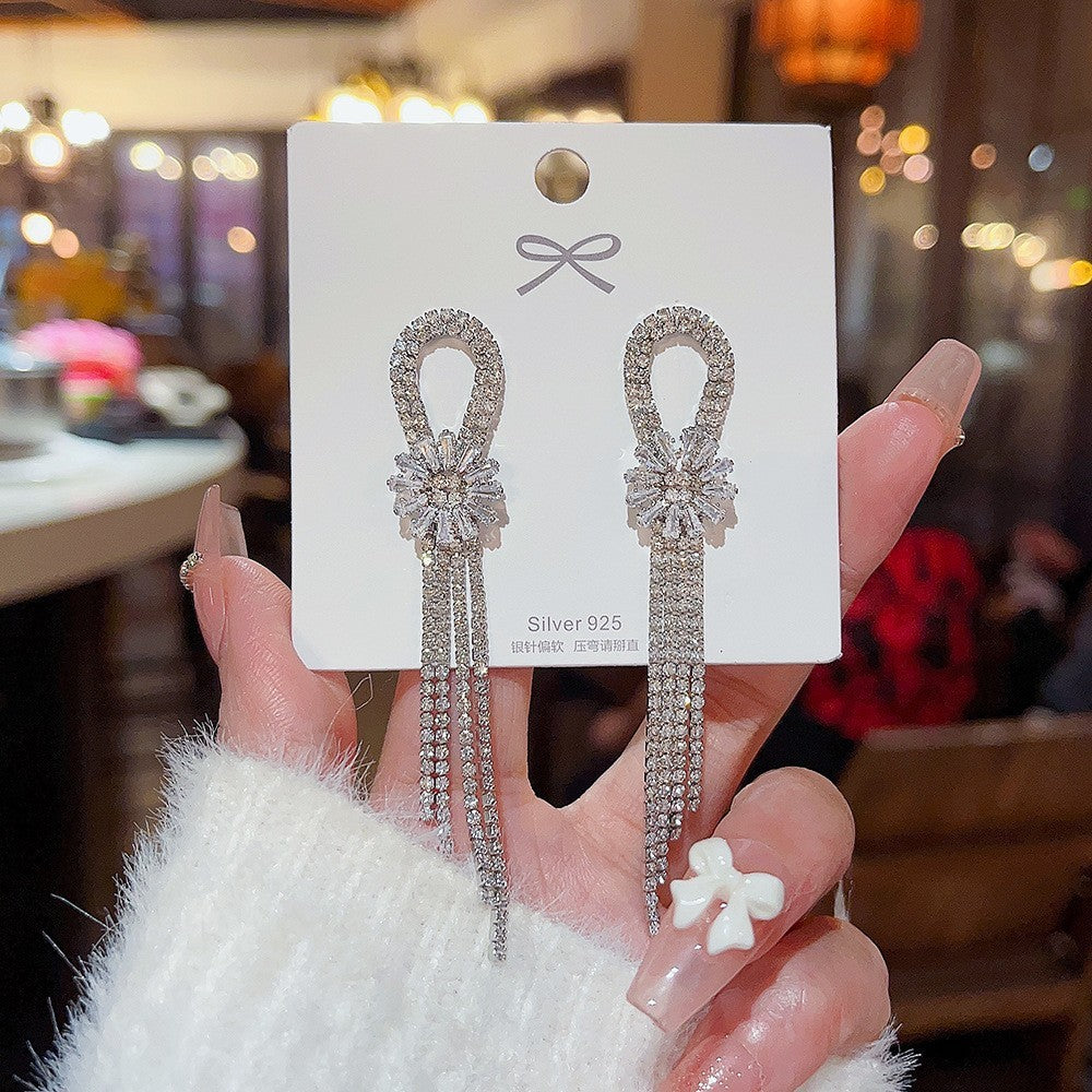 Sterling Silver Needle Light Luxury Pearl Earrings Graceful Personality - FASHIONKULTUR