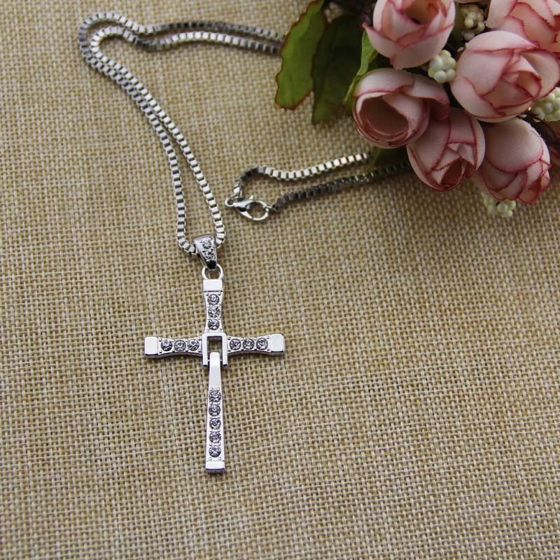 Dominic Toretto Cross Men's Necklace - FASHIONKULTUR