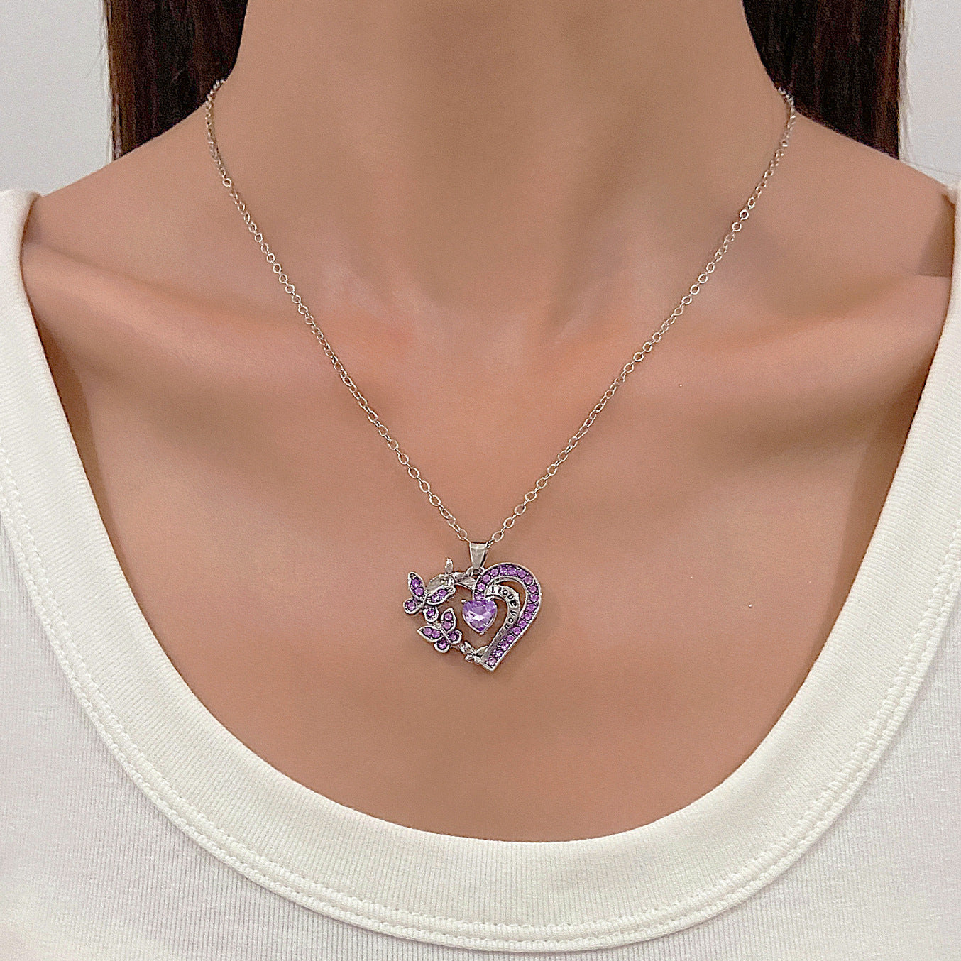 Ins Butterfly Love Necklace With Rhinestones Fashion Personality Hollow Heart-shaped Clavicle Chain Pendant Necklace For Valentine's Day - FASHIONKULTUR