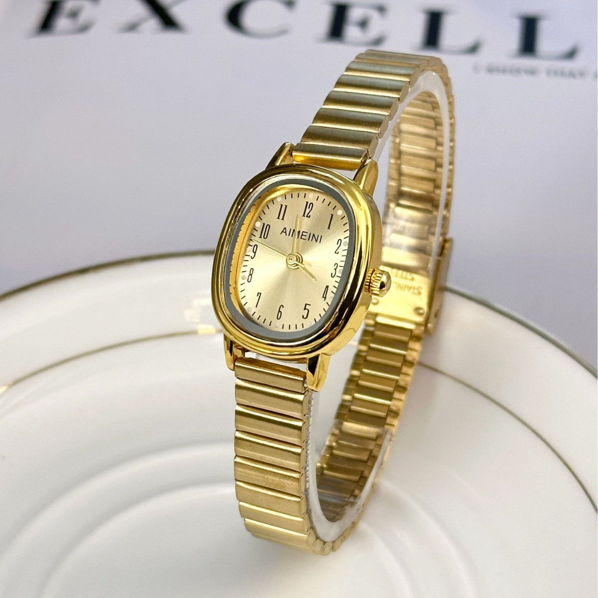Oval Disk Women's Retro Digital Simple Watch - FASHIONKULTUR