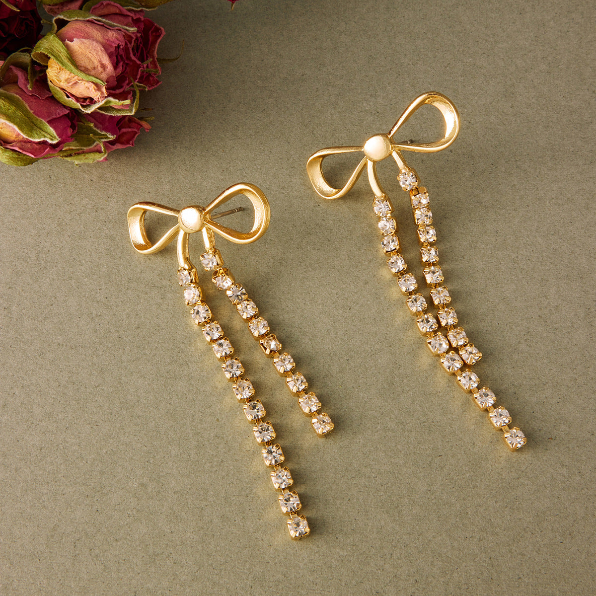 Fashion Temperament And Beautiful Bow Tassel Long Earrings Cold Style High-grade Diamond - FASHIONKULTUR