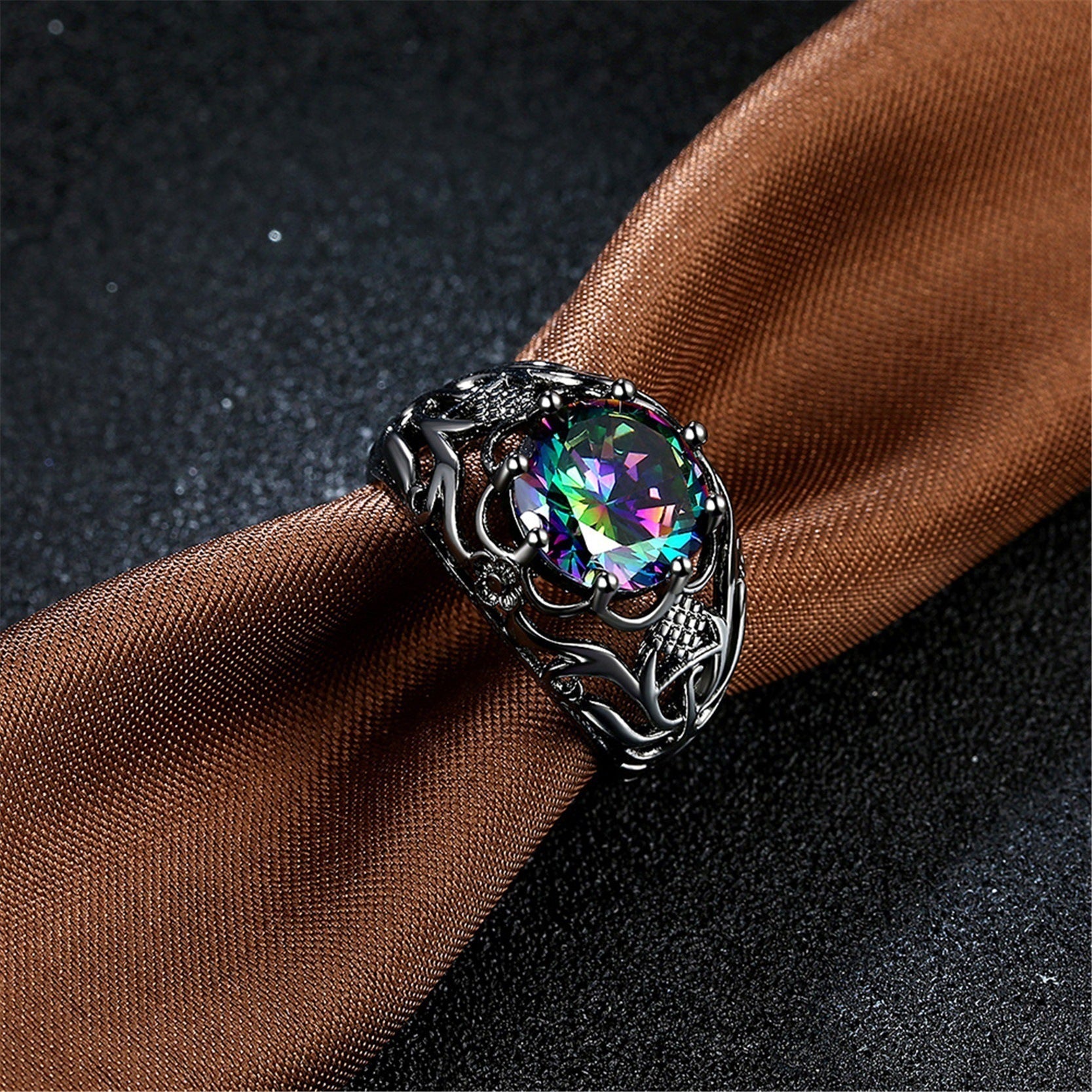 Creative New Fashion Color Zircon Hollow Ring - FASHIONKULTUR
