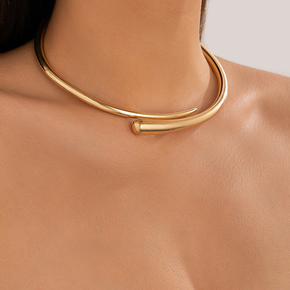 Geometric Metal Glossy Surface Spring Open Collar Bracelet Simple Necklace Choker - FASHIONKULTUR