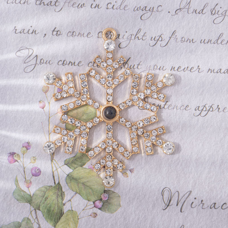 Thanksgiving Christmas Gift Snowflake Projection Necklace - FASHIONKULTUR