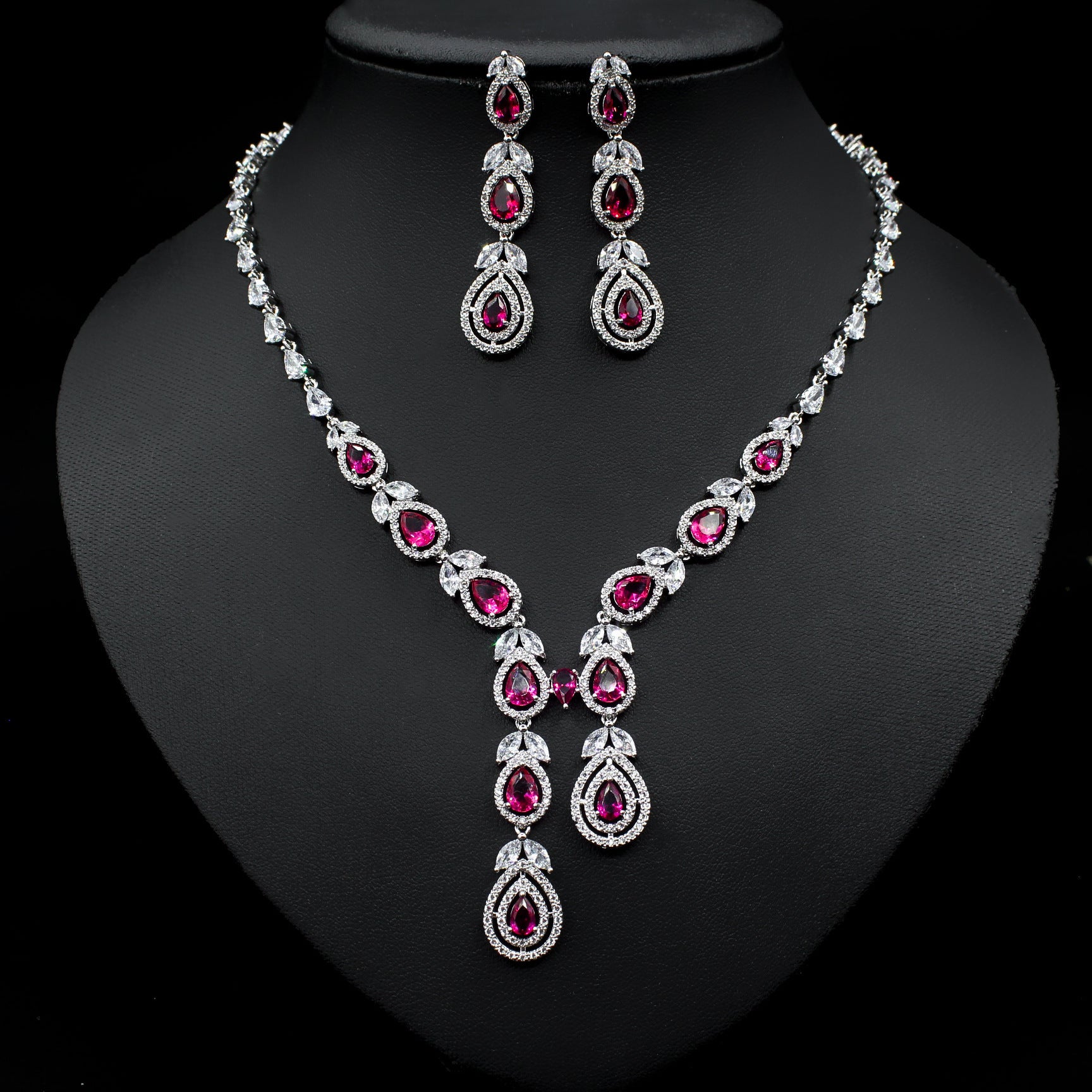 Jewelry Temperament Set Chain Ladies Earrings Necklace Two Piece - FASHIONKULTUR
