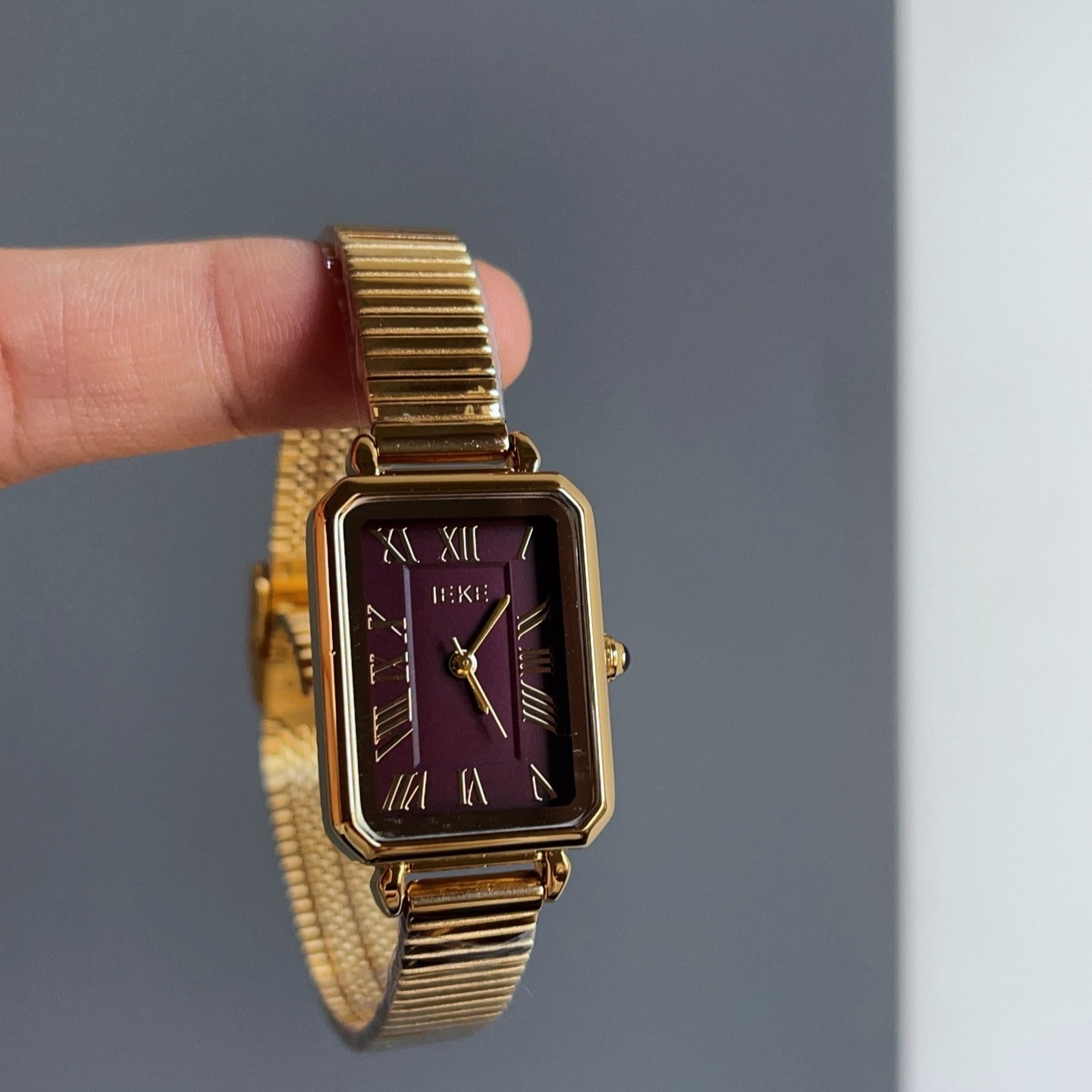 Retro Ankela Red Series Chain Watch Women - FASHIONKULTUR