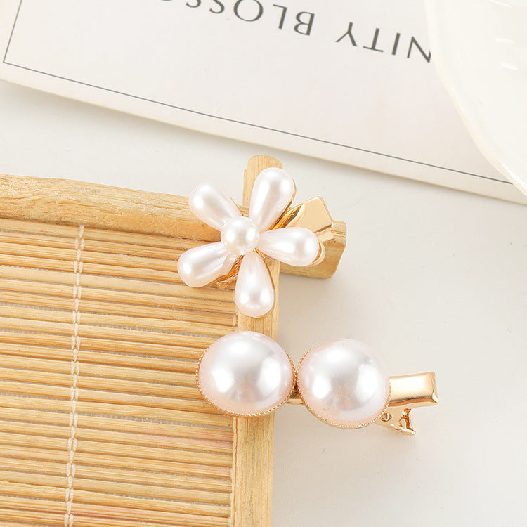 Slip-on Pearl Bow Hair Clip - FASHIONKULTUR