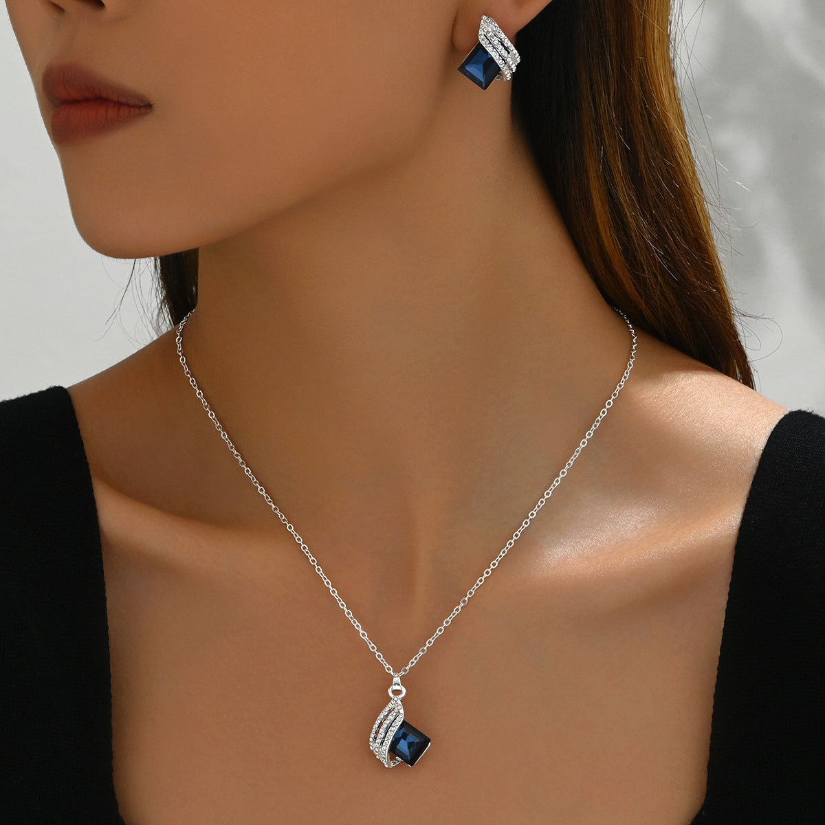 Women's Geometric Inlaid Crystal Necklace Suit - FASHIONKULTUR