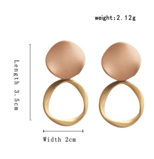 Temperament Fashion Women's Retro Exquisite Earrings - FASHIONKULTUR
