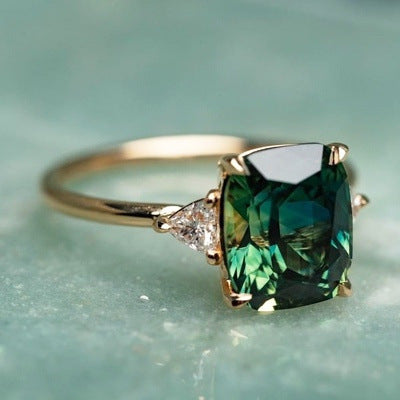 European And American Fashion Retro Inlaid Square Green Gem Four-claw Ring Engagement Ring Inlaid - FASHIONKULTUR