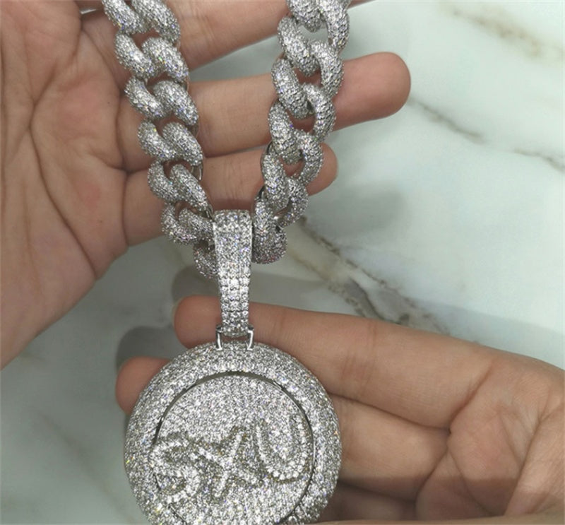 Personalized Hip Hop Custom Rotating Pendant 26 Letter Name Micro Inlaid Zircon - FASHIONKULTUR