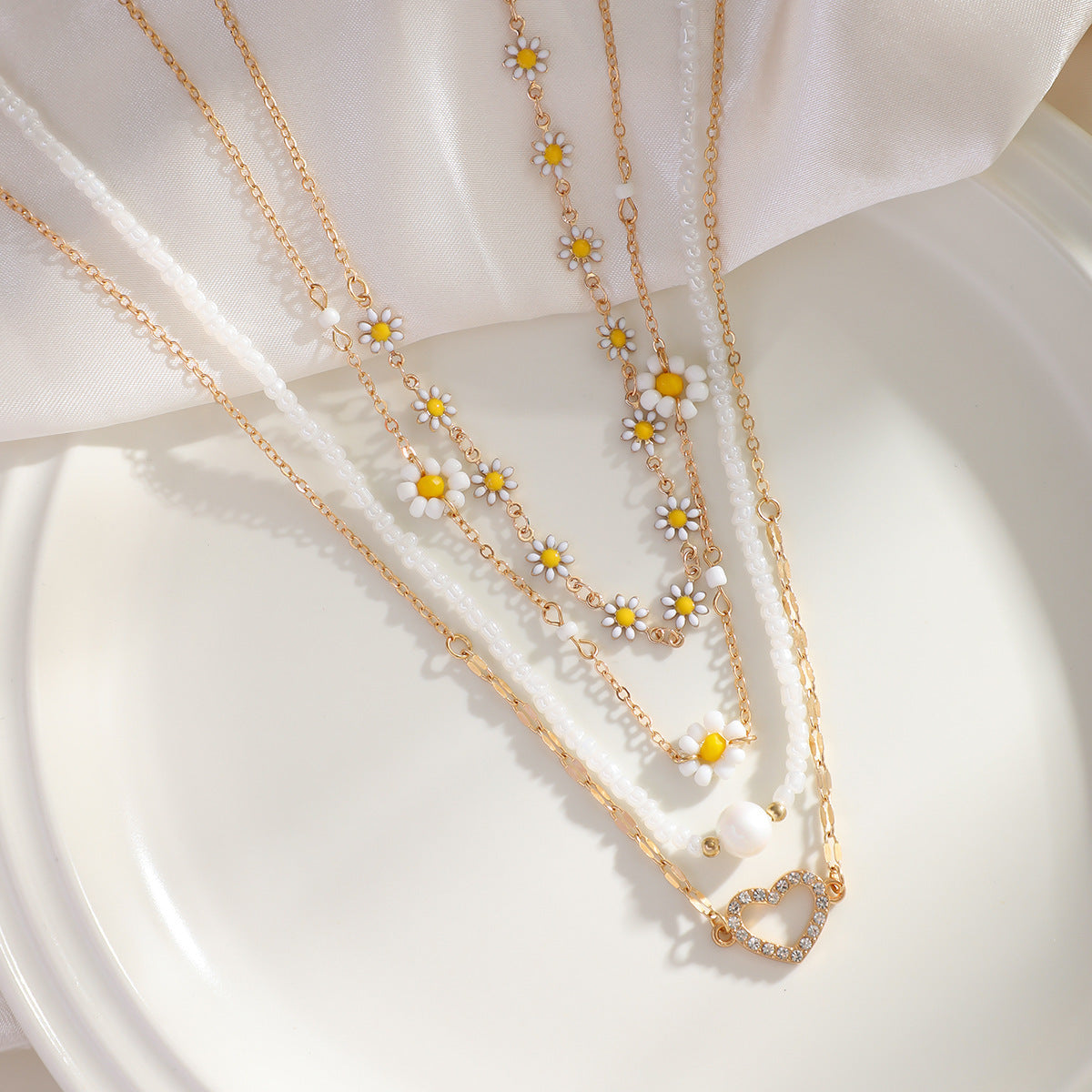 Women's Pearl Little Daisy Suit Necklace - FASHIONKULTUR