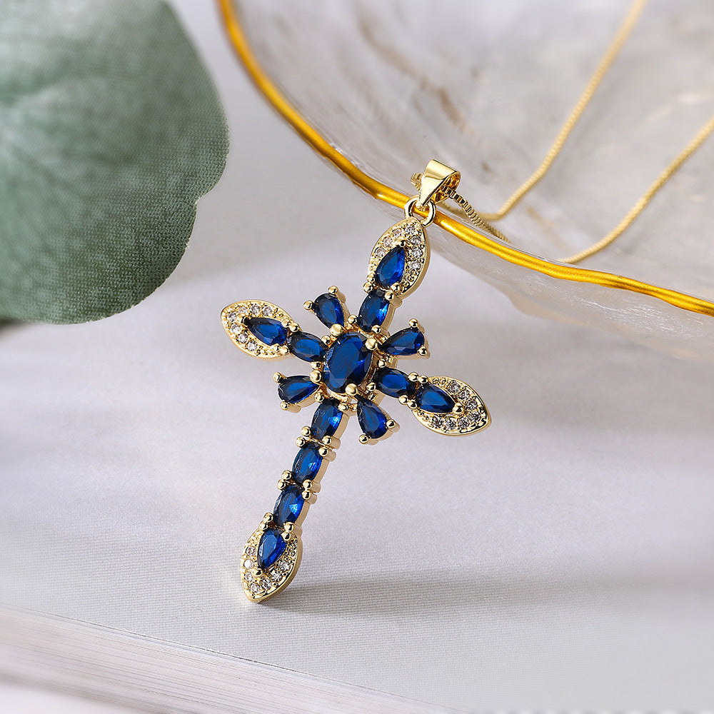 European And American Exquisite Copper Plating 18K Gold Zircon Geometric Pendant Necklace - FASHIONKULTUR