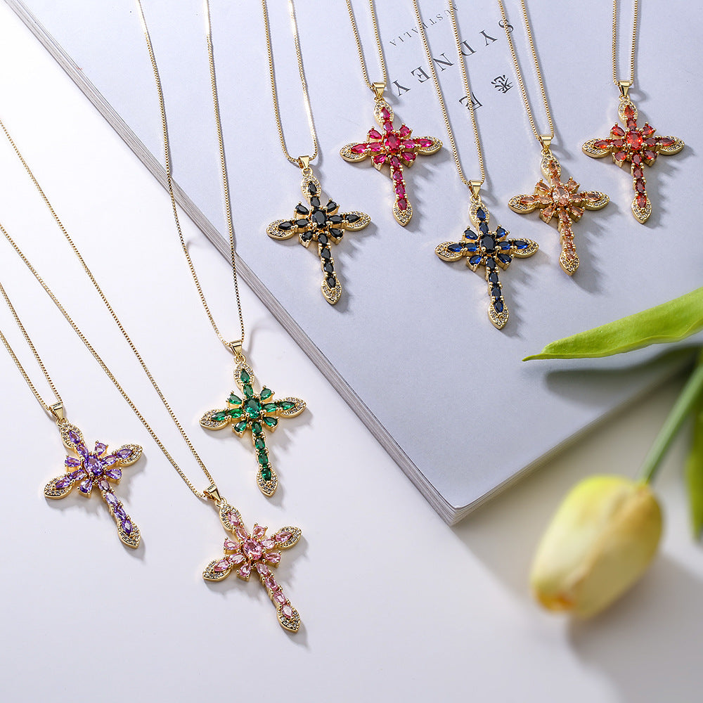 European And American Exquisite Copper Plating 18K Gold Zircon Geometric Pendant Necklace - FASHIONKULTUR