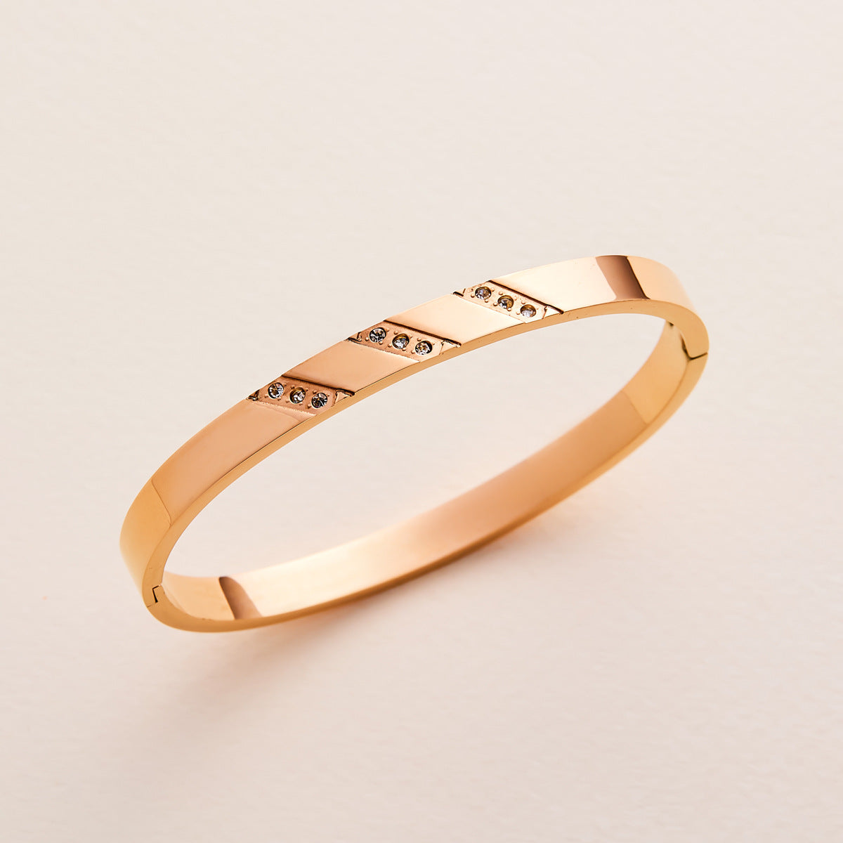 Titanium Steel Bracelet Female Round Diamond Special-interest Design - FASHIONKULTUR