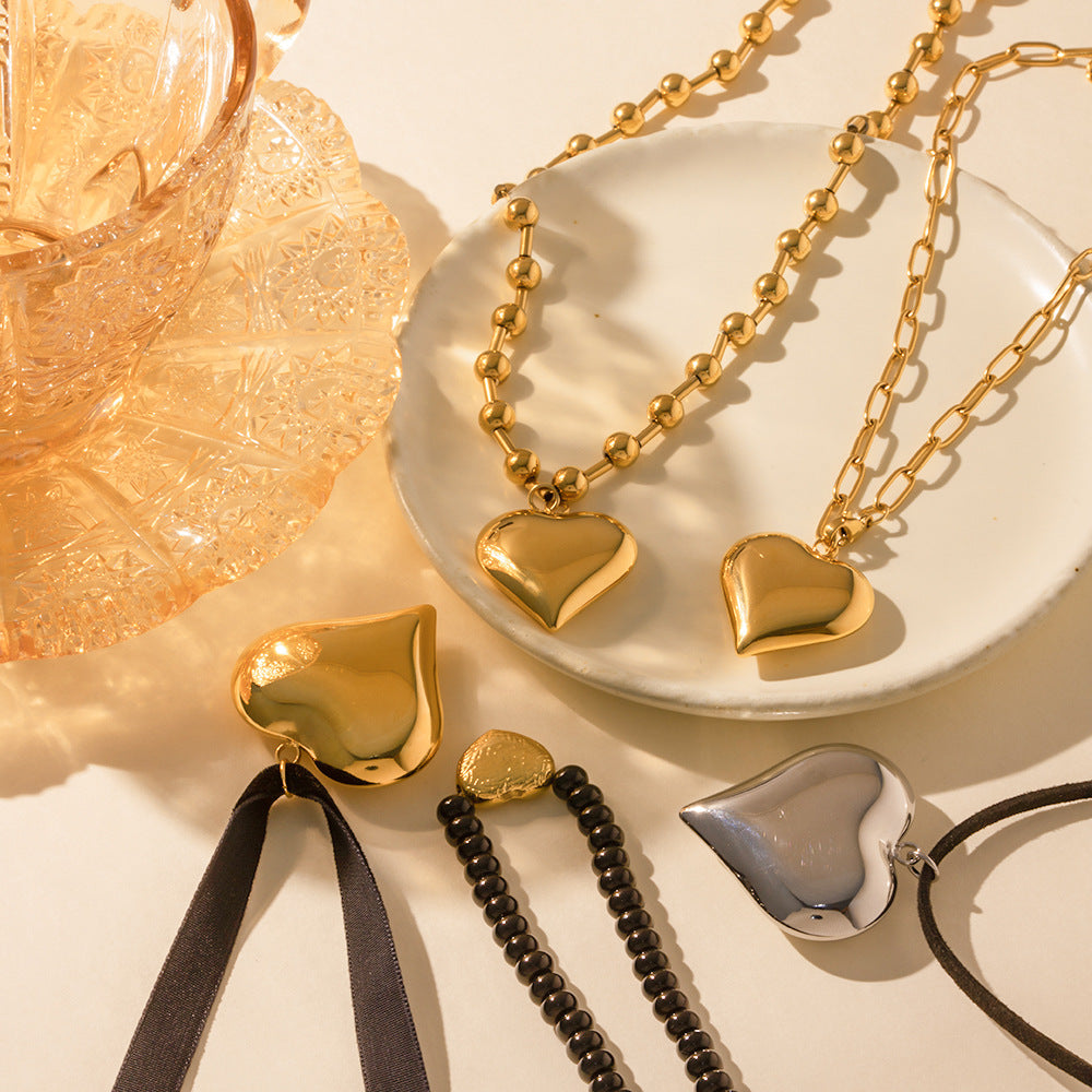 Peach Heart Series Retro Classic Love Necklace - FASHIONKULTUR
