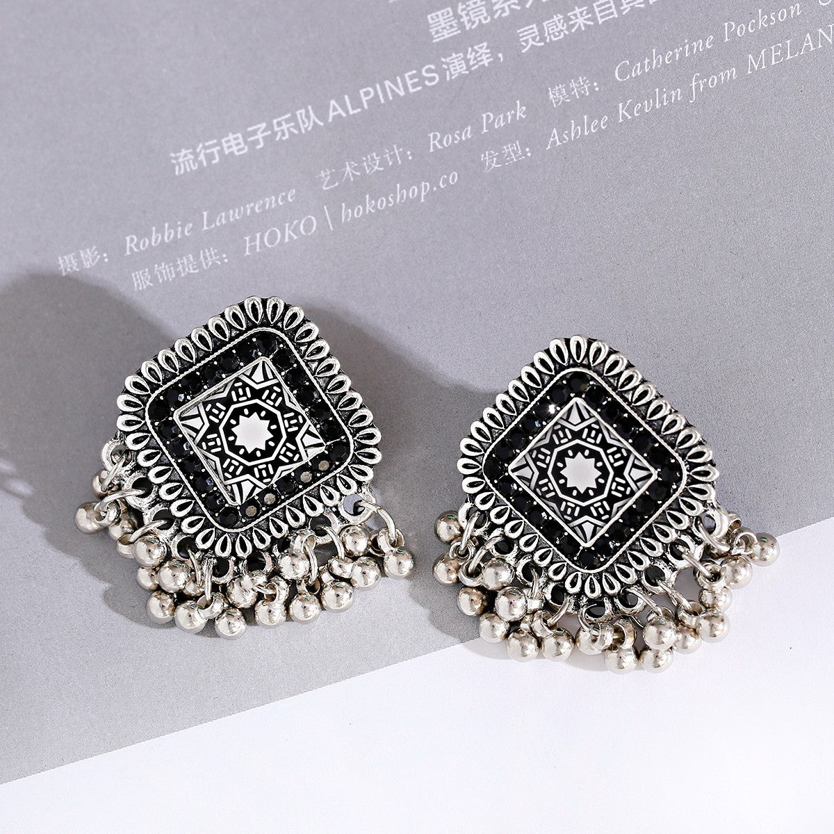 Retro Court Bell Tassel Pendant Earrings Niche Creative Design - FASHIONKULTUR