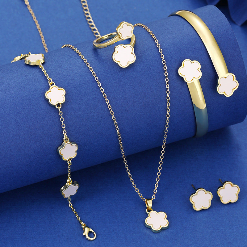 Lucky Five Petal Flower Five Leaves Flower Set - FASHIONKULTUR
