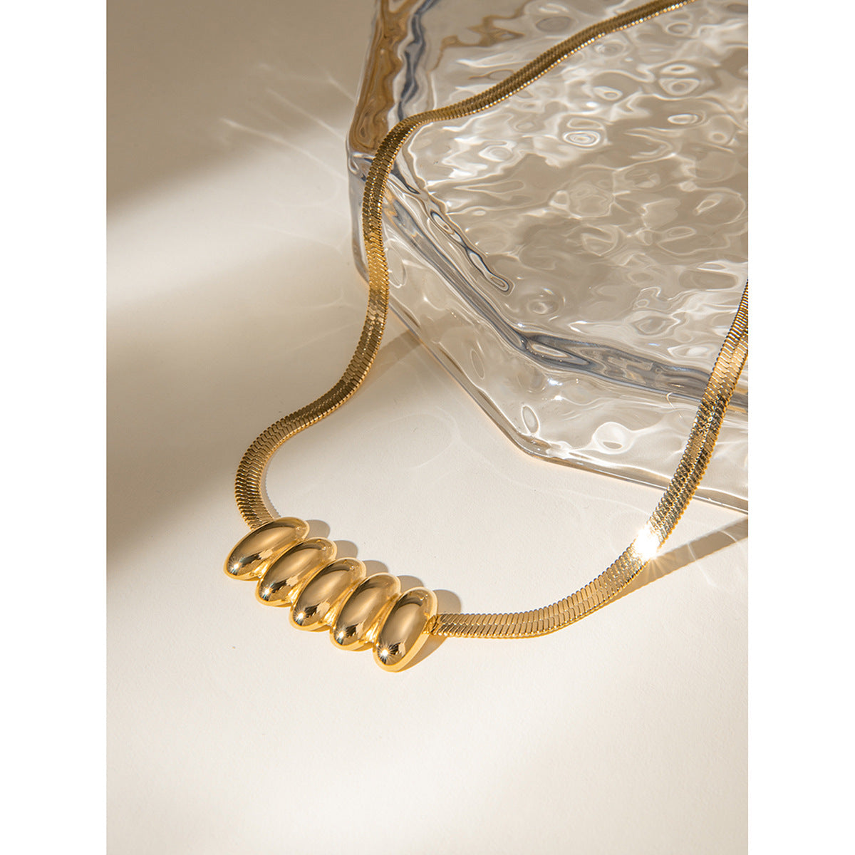 18K Gold Stainless Steel Glossy Small Waist Oval Necklace - FASHIONKULTUR