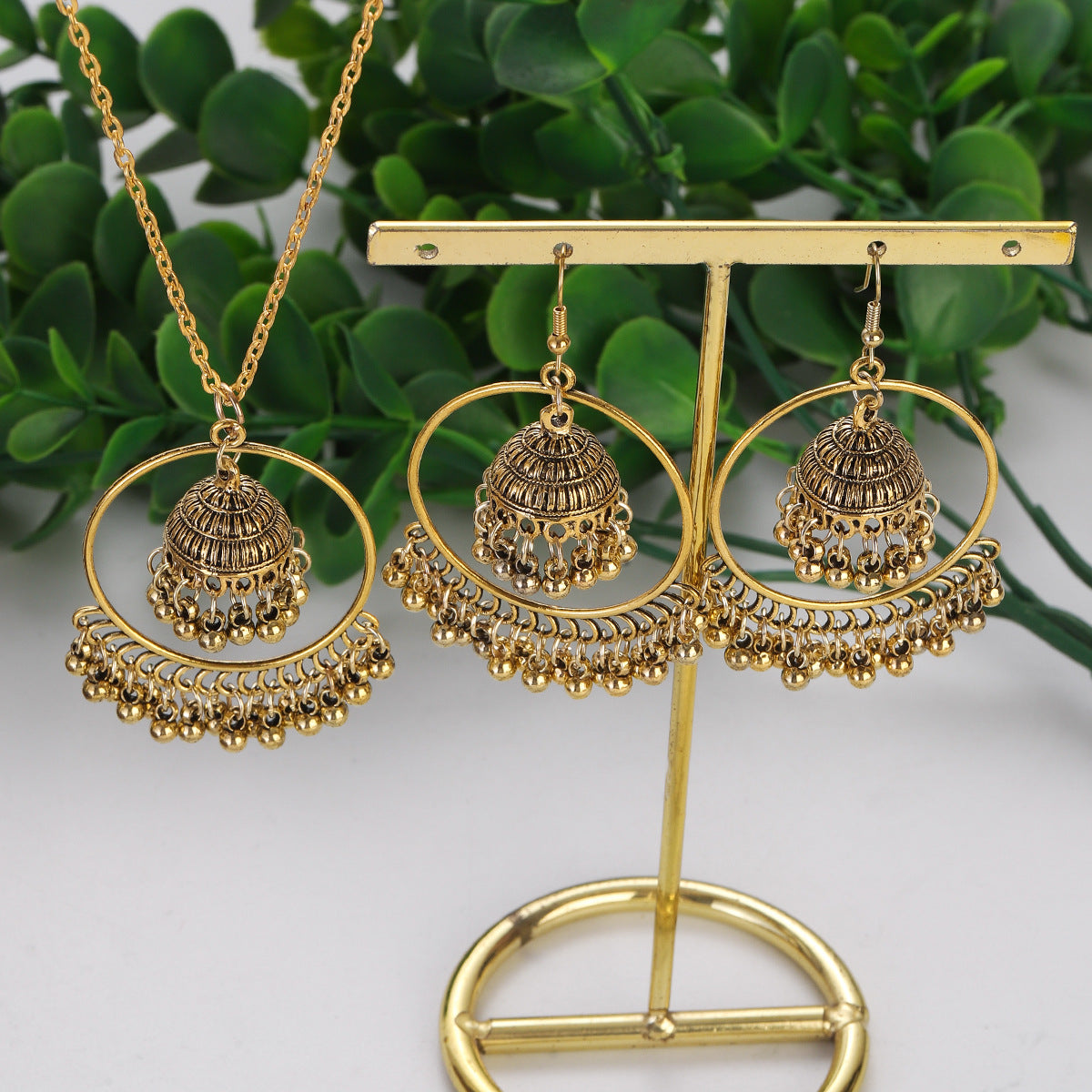 European And American Round Tassel Temperamental Eardrop Necklace Suit Banquet Ornament - FASHIONKULTUR