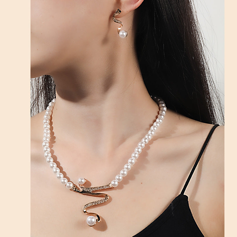 Fashion Pearl Diamond-studded Necklace Earrings Pendant 2-piece Set - FASHIONKULTUR