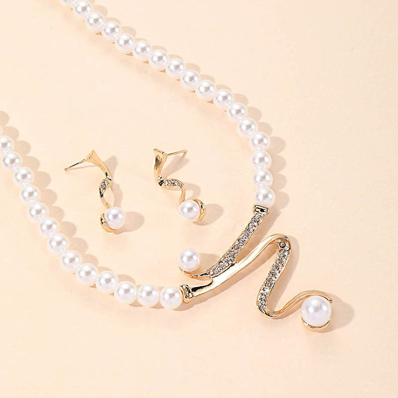 Fashion Pearl Diamond-studded Necklace Earrings Pendant 2-piece Set - FASHIONKULTUR