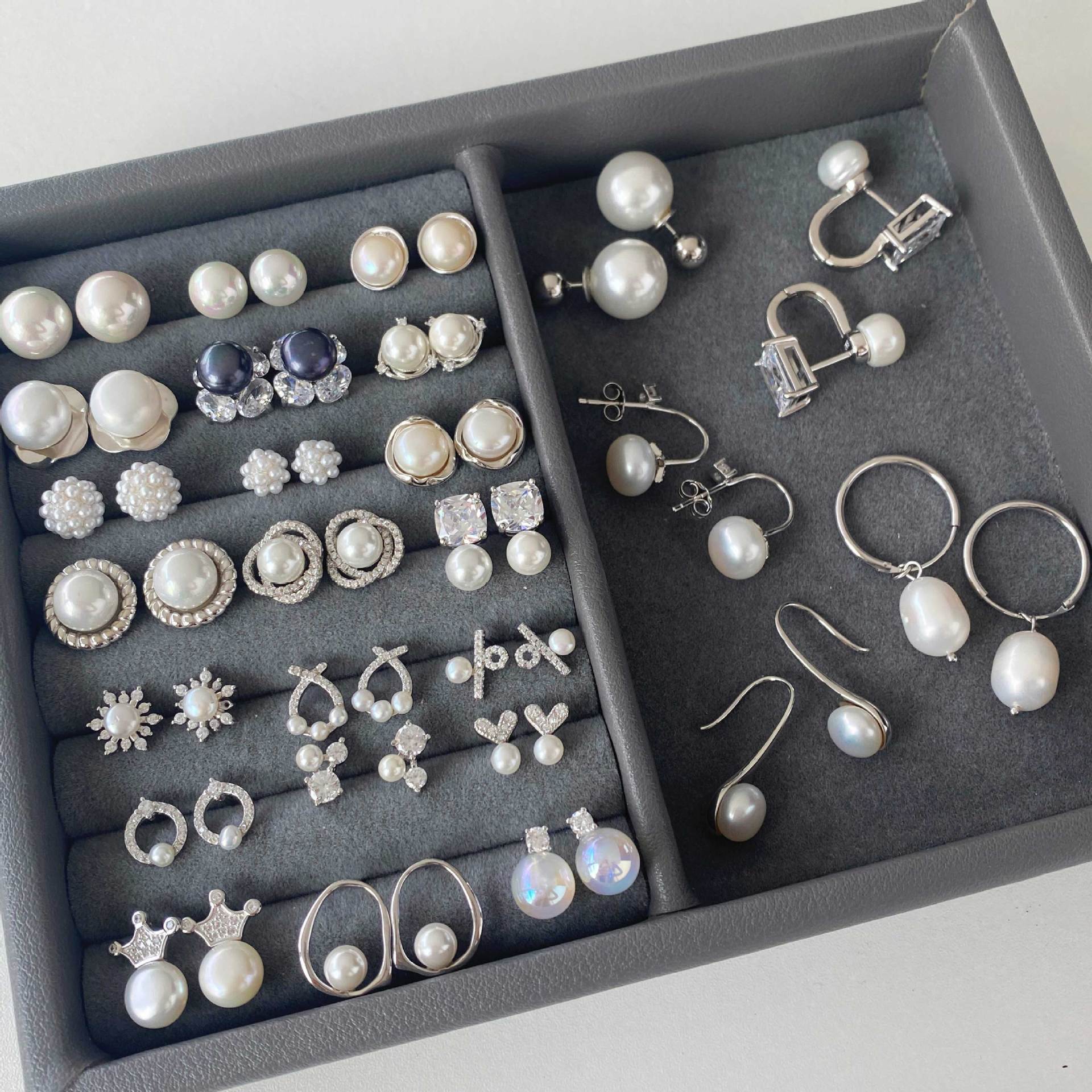 Sterling Silver Freshwater Pearl Ear Studs Niche - FASHIONKULTUR
