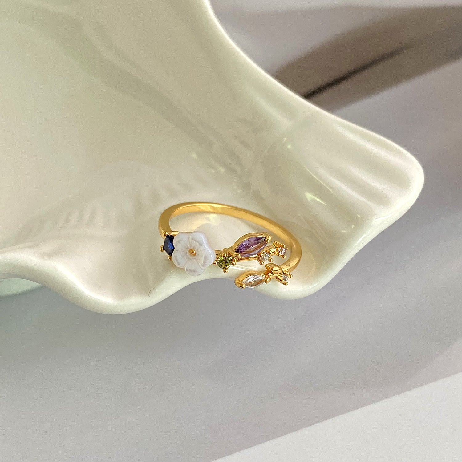Korean Style Sweet Elegance Bells Of Ireland Ring - FASHIONKULTUR